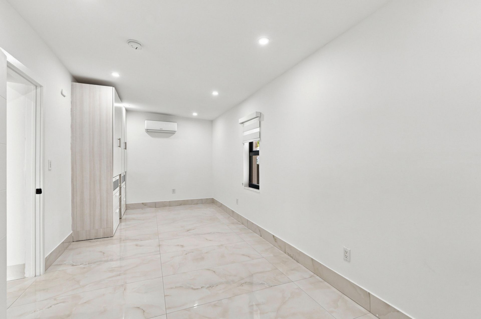 2239 SW 10th Street, Miami, FL 33135 Photo