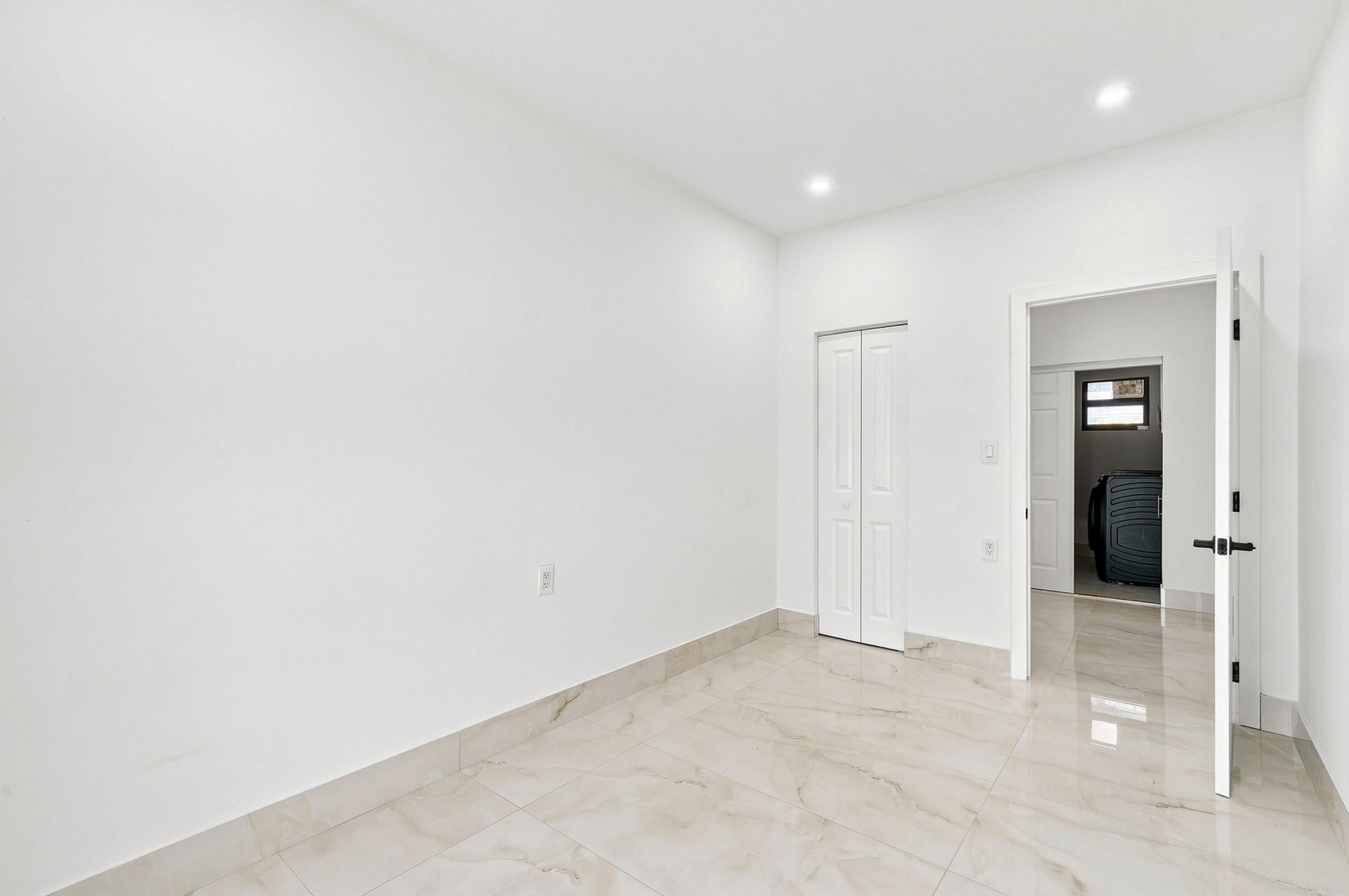 2239 SW 10th Street, Miami, FL 33135 Photo