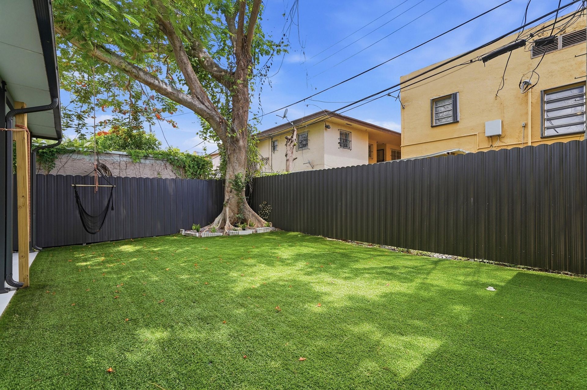 2239 SW 10th Street, Miami, FL 33135 Photo