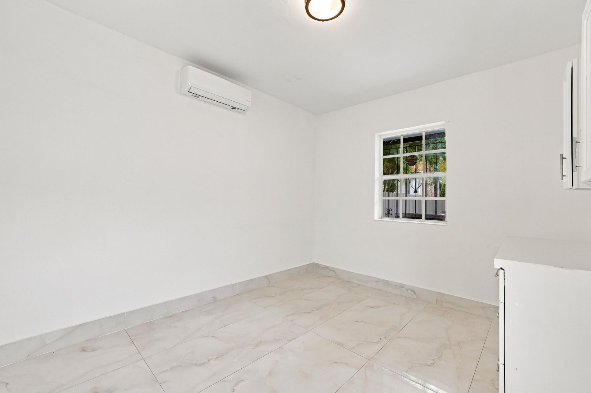 2239 SW 10th Street, Miami, FL 33135 Photo