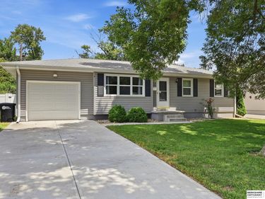 12168 Pedersen Drive, Omaha, NE 68144