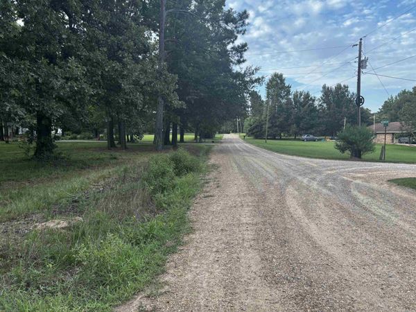 237 Kent Road , Star City, AR 71667