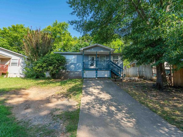 218 Illinois Street , Hot Springs, AR 71901