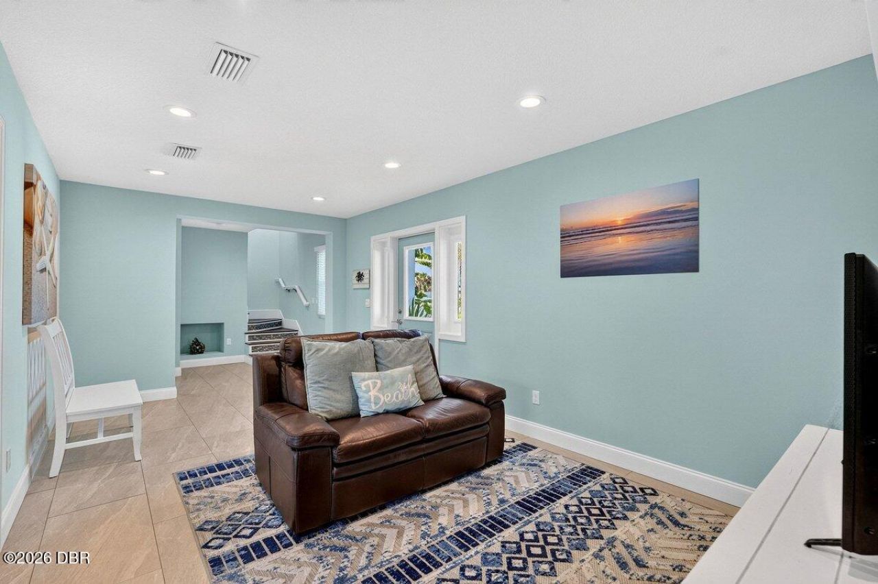 4717 S Atlantic Avenue, New Smyrna Beach, FL 32169 Photo