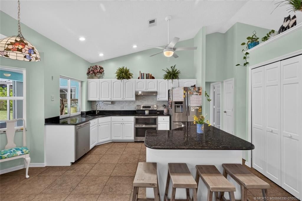 204 NE Elm Terrace , Jensen Beach, FL 34957 Photo