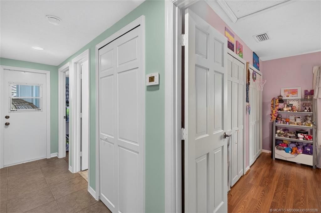 204 NE Elm Terrace , Jensen Beach, FL 34957 Photo