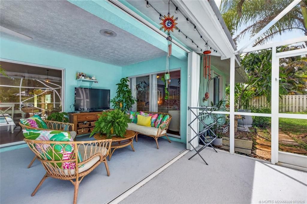 204 NE Elm Terrace , Jensen Beach, FL 34957 Photo