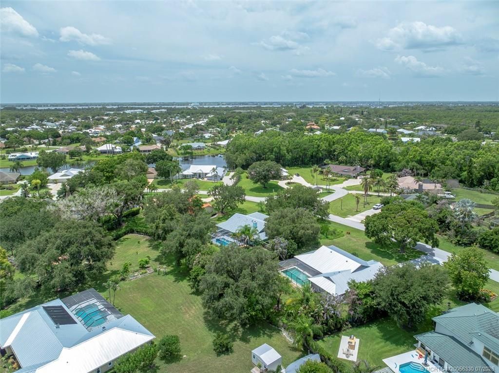 204 NE Elm Terrace , Jensen Beach, FL 34957 Photo