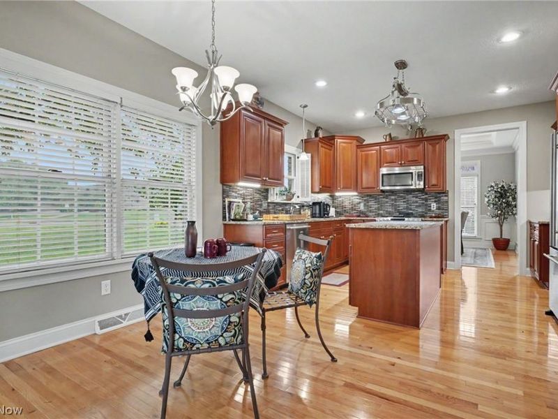603 Prestwick Court, Columbiana, OH 44408 Photo 10