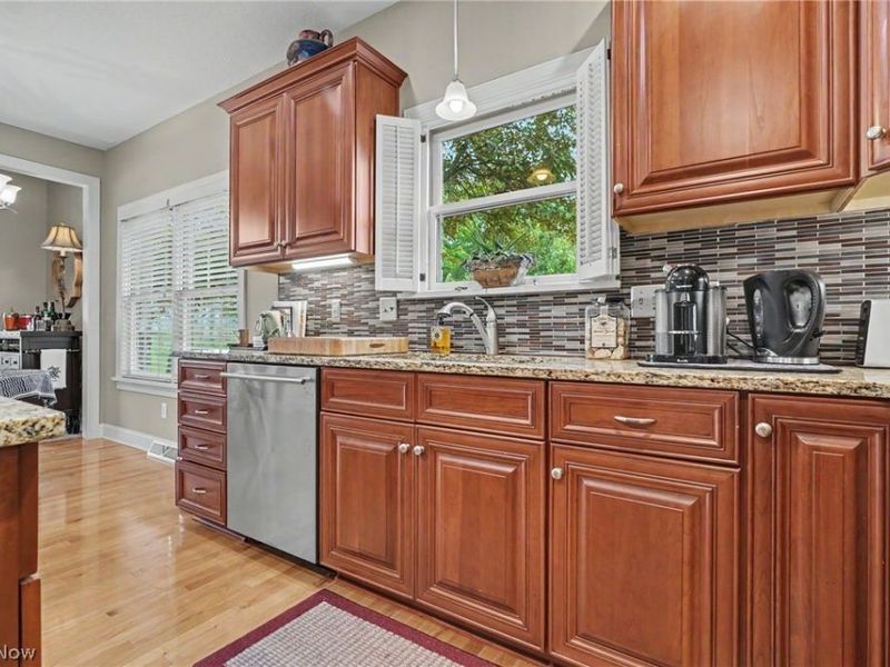603 Prestwick Court, Columbiana, OH 44408 Photo 8
