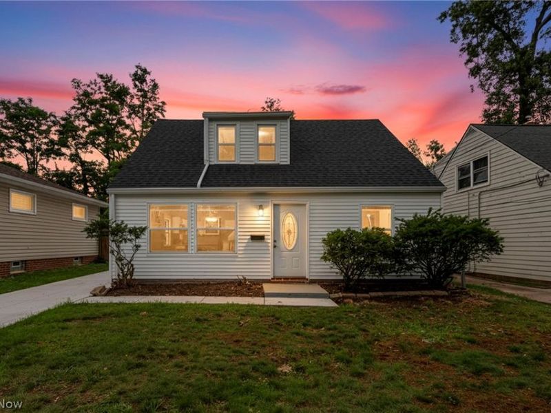 23928 Knickerbocker Road, Bay Village, OH 44140 Photo 1
