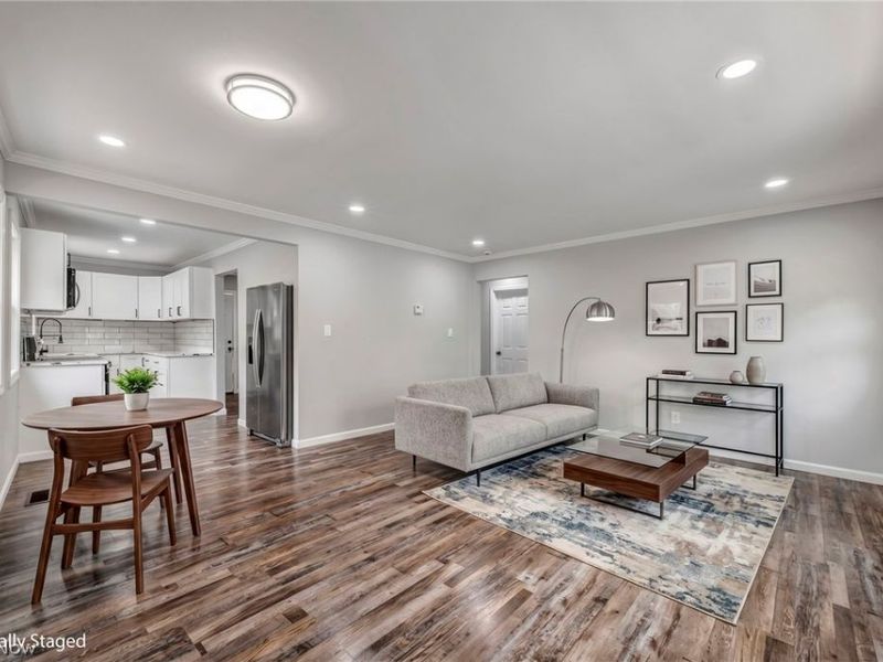 23928 Knickerbocker Road, Bay Village, OH 44140 Photo 13