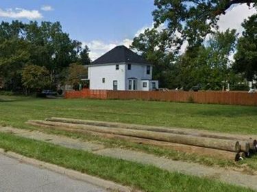 2406 Fischer Street , Detroit, MI 48214