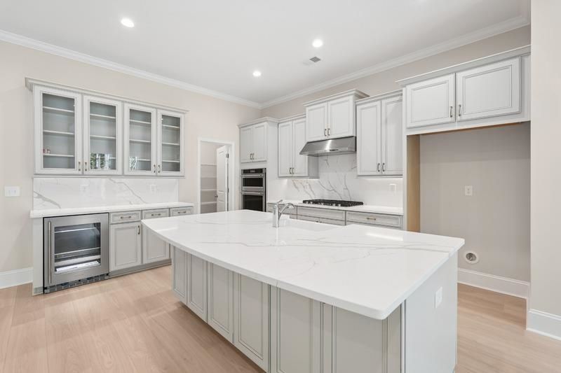 6771 Genesis Dr Photo 4