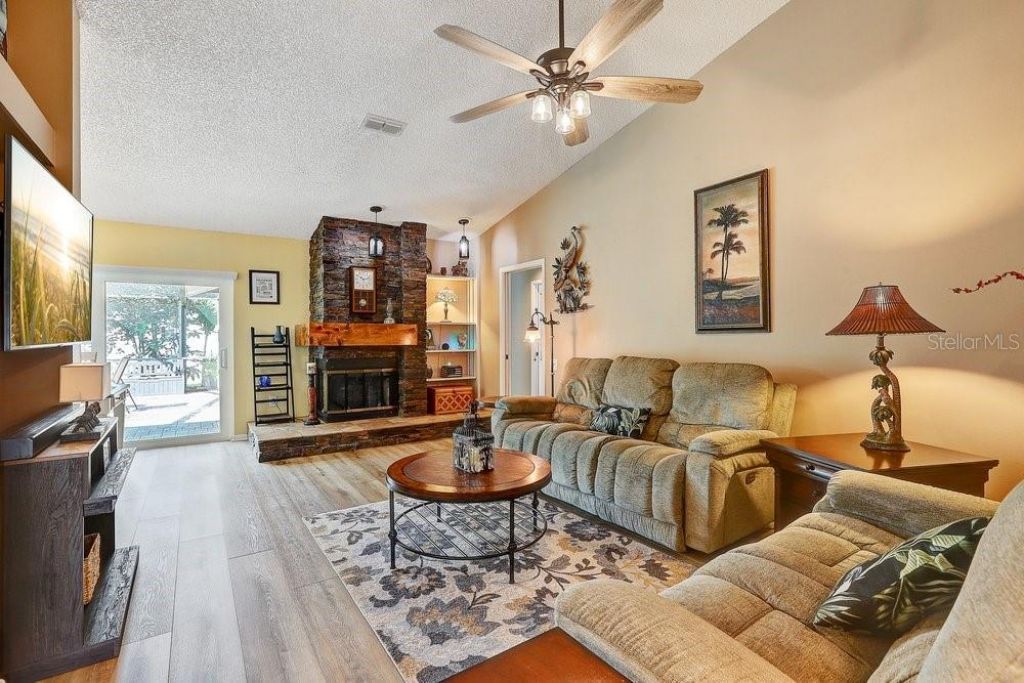 2828 Woodrose Court , Holiday, FL 34691 Photo
