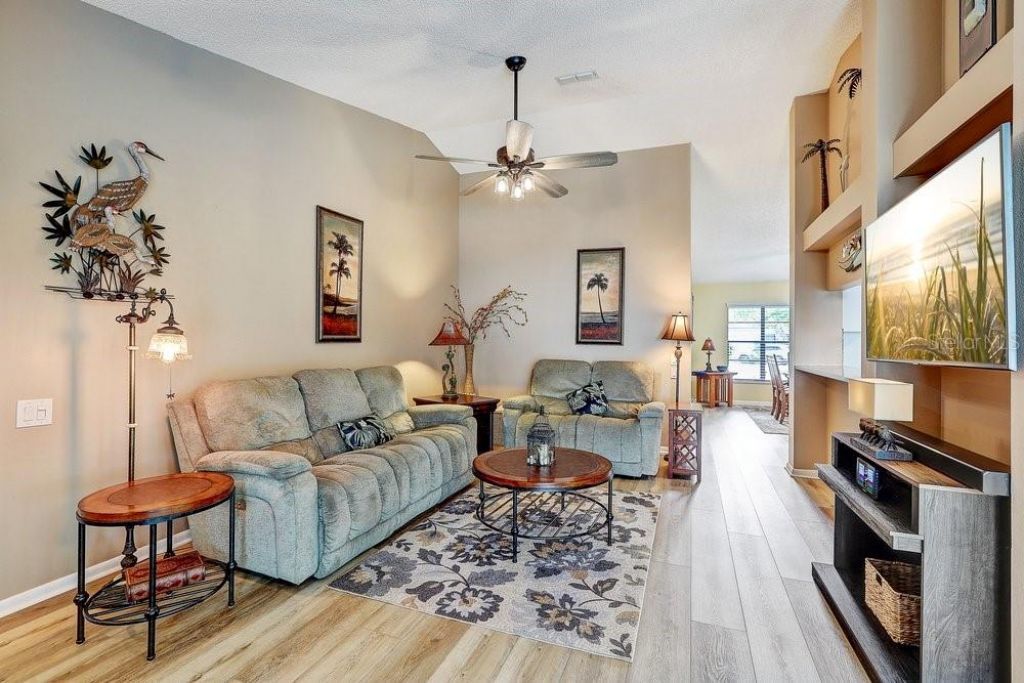 2828 Woodrose Court , Holiday, FL 34691 Photo