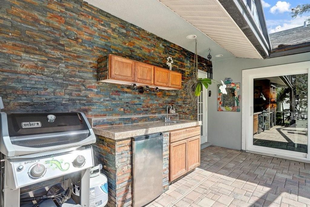 2828 Woodrose Court , Holiday, FL 34691 Photo