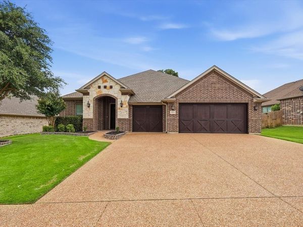 1004 Forest Hill Drive , Weatherford, TX 76087