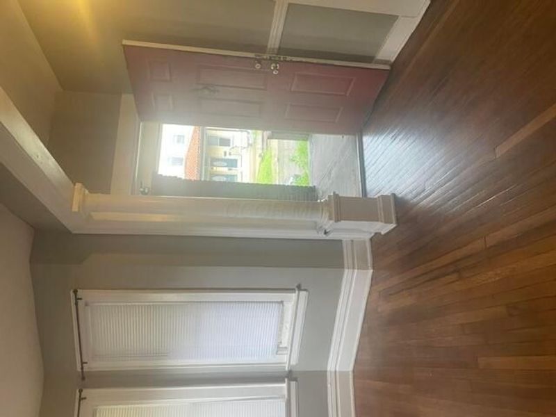 381 Linwood Avenue, Columbus, OH 43205 Photo 2