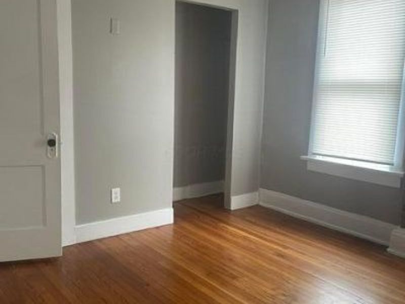 381 Linwood Avenue, Columbus, OH 43205 Photo 9