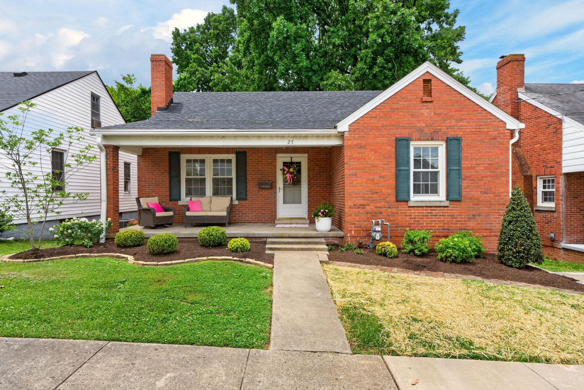27 W 19th Street, Paris, KY 40361 Main Photo