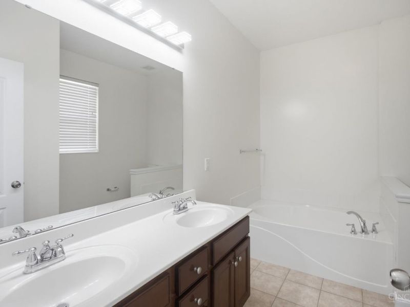 1443 Laurel Park Drive, Cincinnati, OH 45214 Photo 25
