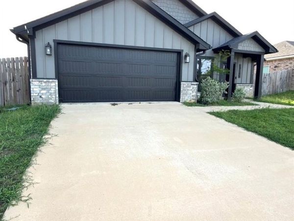 17115 Meadowview Lane , Lindale, TX 75771