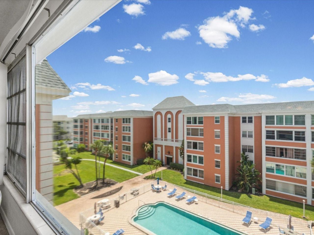 6800 20th Avenue N, Unit 503, Saint Petersburg, FL 33710 Photo