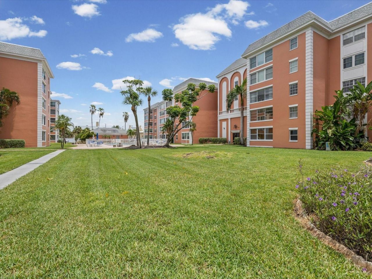 6800 20th Avenue N, Unit 503, Saint Petersburg, FL 33710 Photo