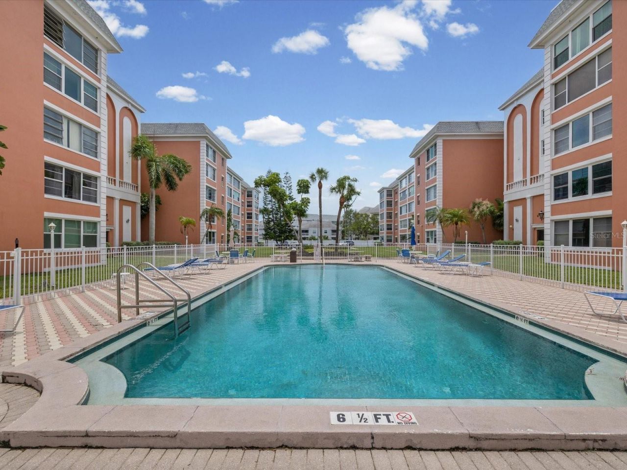 6800 20th Avenue N, Unit 503, Saint Petersburg, FL 33710 Photo