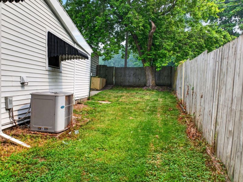 320 Garfield Avenue, Bellefontaine, OH 43311 Photo 30