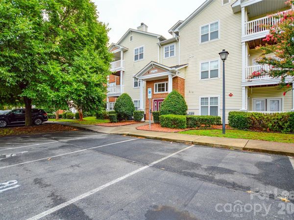 10663 Hill Point Court , Charlotte, NC 28262