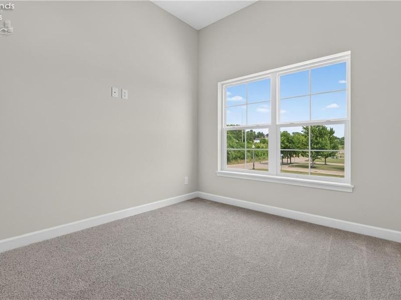 469 Harbor Lane, Lorain, OH 44052 Photo 22