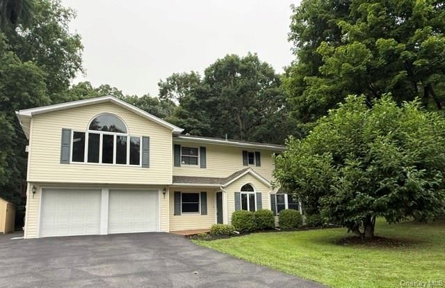 143 Pineview Avenue , Bardonia, NY 10954 Main Photo