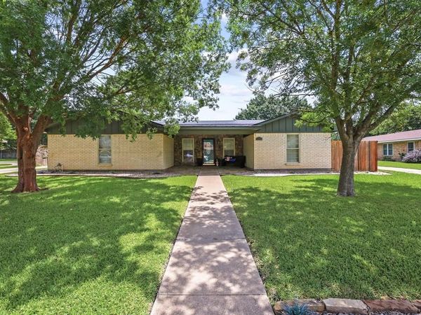 3119 Mimosa Drive , Sherman, TX 75092