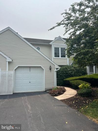 6262 Spring Knoll Drive, Harrisburg, PA 17111 Main Photo