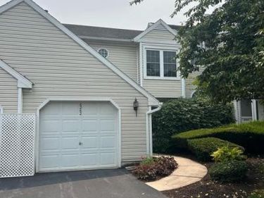6262 SPRING KNOLL DRIVE , HARRISBURG, PA 17111
