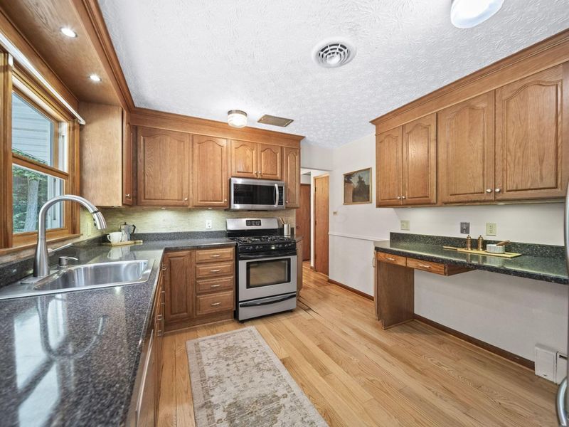 1080 Beechwood Drive NE, Lancaster, OH 43130 Photo 13