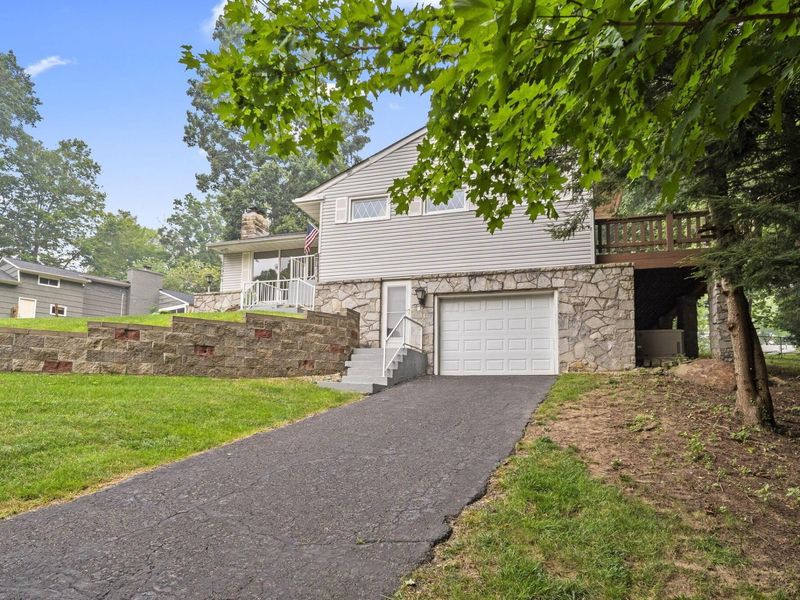 1080 Beechwood Drive NE, Lancaster, OH 43130 Photo 4