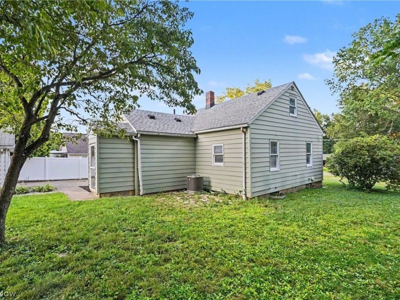 1854 Olympic Street, Cuyahoga Falls, OH 44221 Photo 31