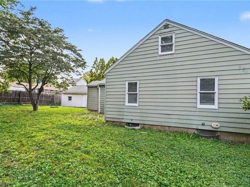 1854 Olympic Street, Cuyahoga Falls, OH 44221 Photo 32