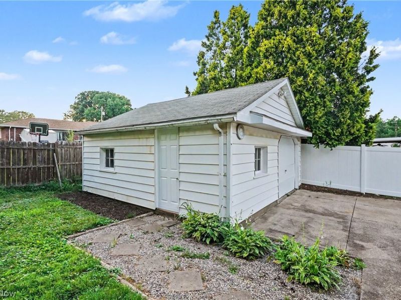 1854 Olympic Street, Cuyahoga Falls, OH 44221 Photo 34