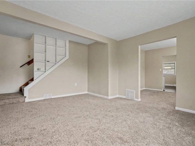 1854 Olympic Street, Cuyahoga Falls, OH 44221 Photo 5