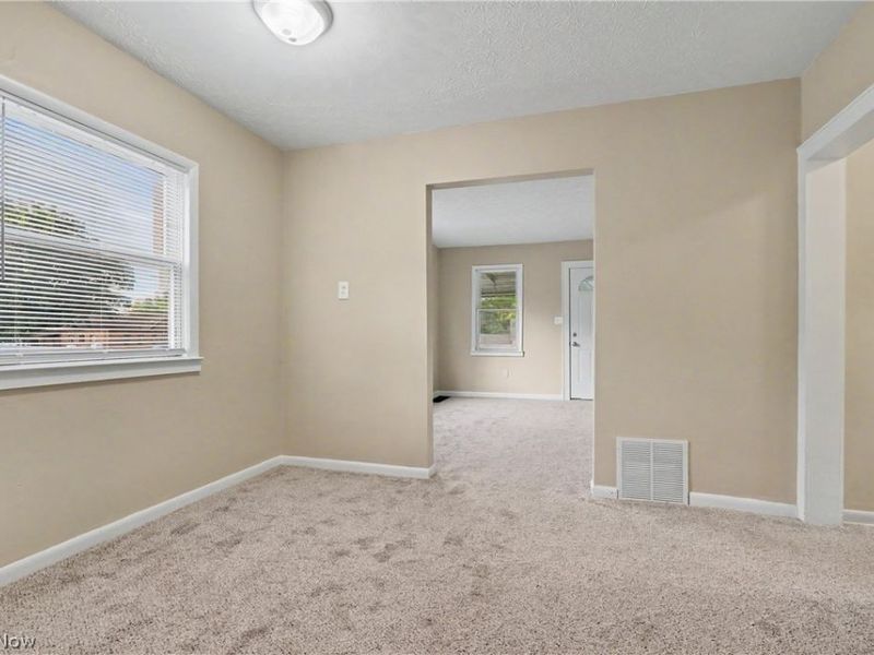 1854 Olympic Street, Cuyahoga Falls, OH 44221 Photo 8