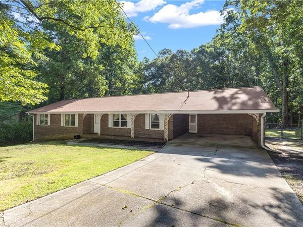 3970 N Martin Way , Lithia Springs, GA 30122