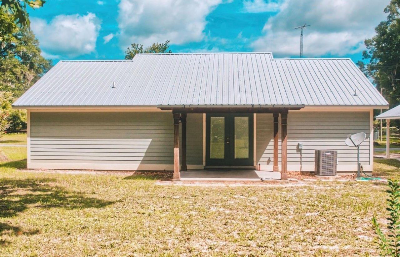 3109 E Bryant Avenue , Bell, FL 32619 Photo