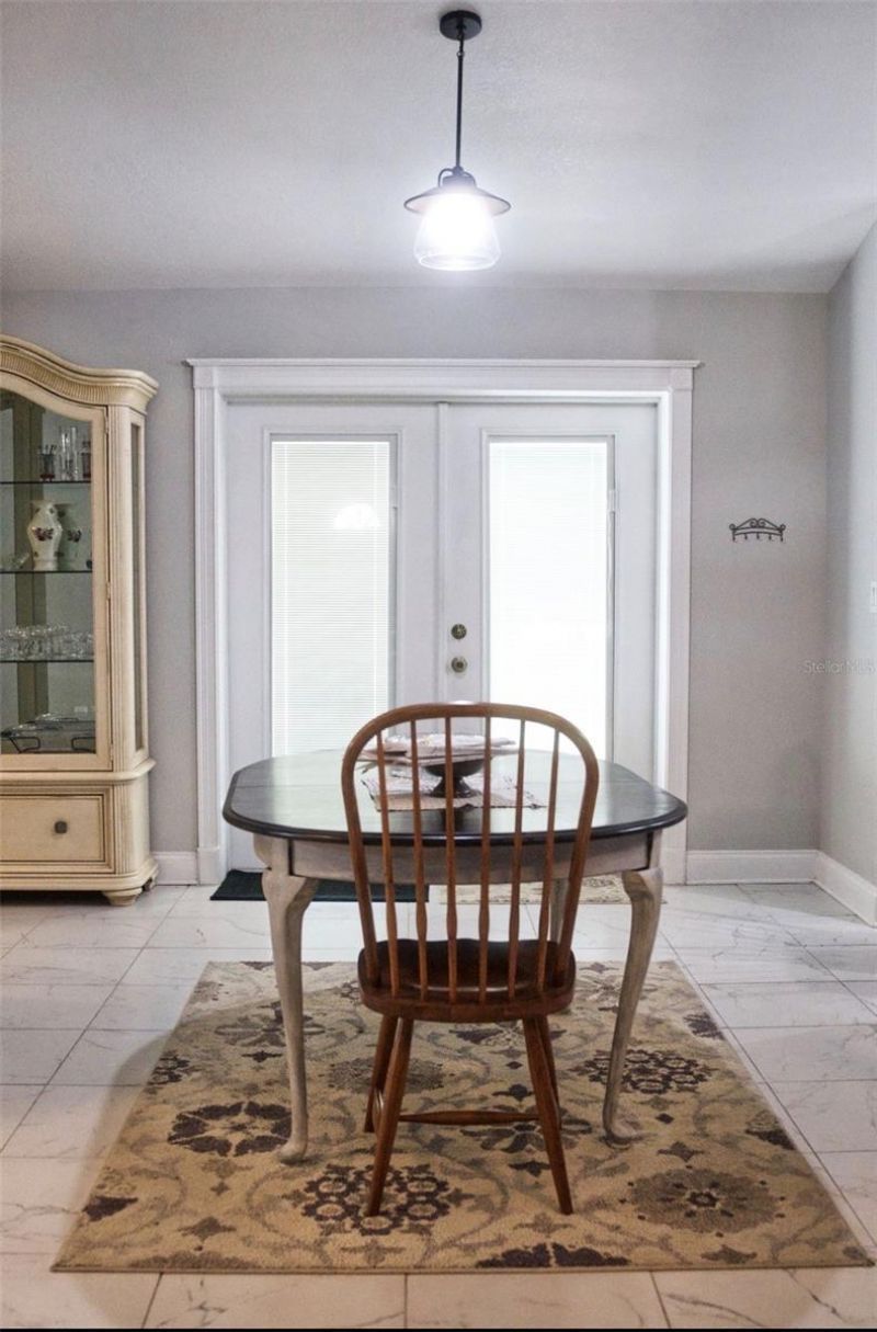 3109 E Bryant Avenue , Bell, FL 32619 Photo