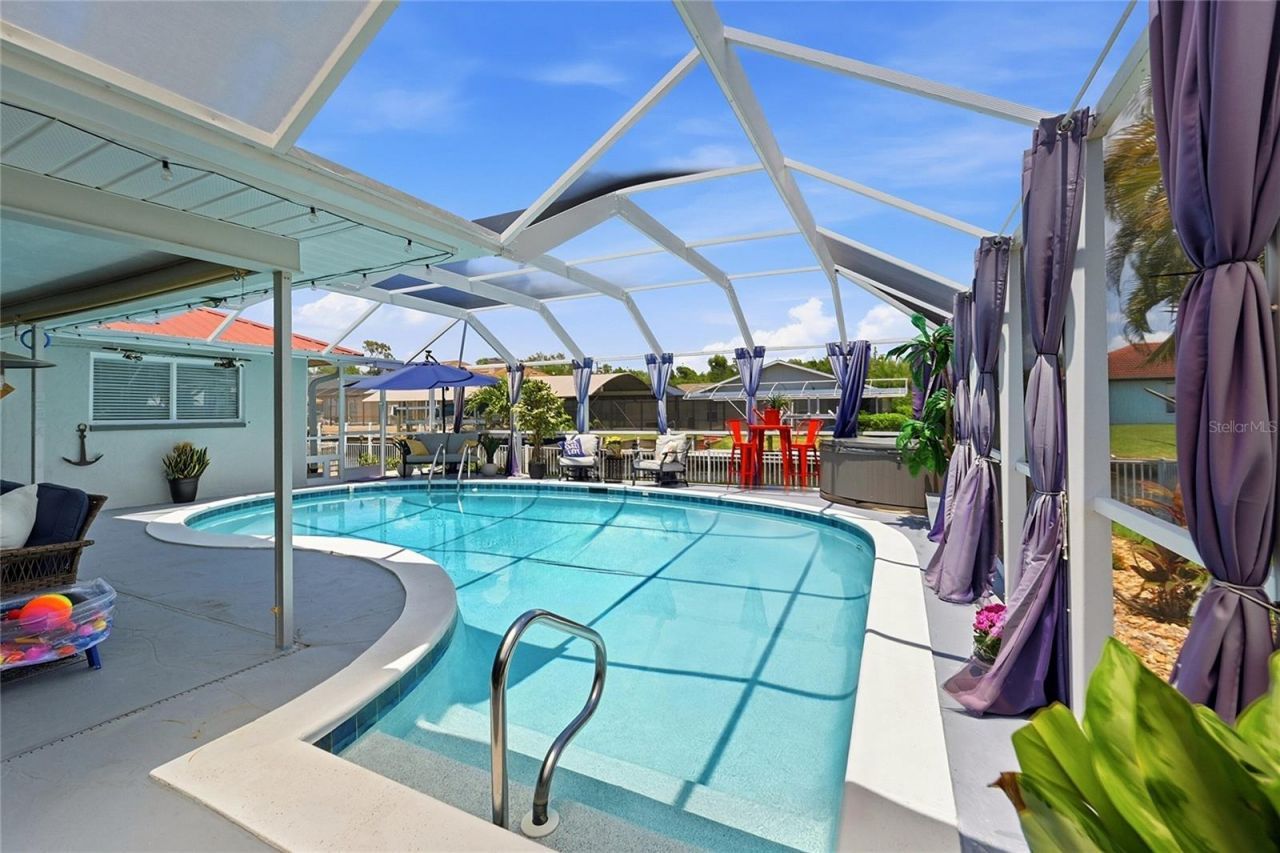 7219 Reymoor Drive , North Fort Myers, FL 33917 Photo