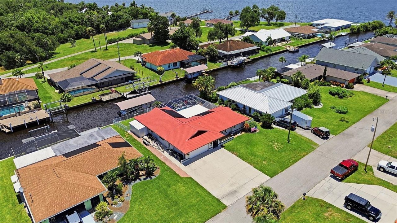 7219 Reymoor Drive , North Fort Myers, FL 33917 Photo