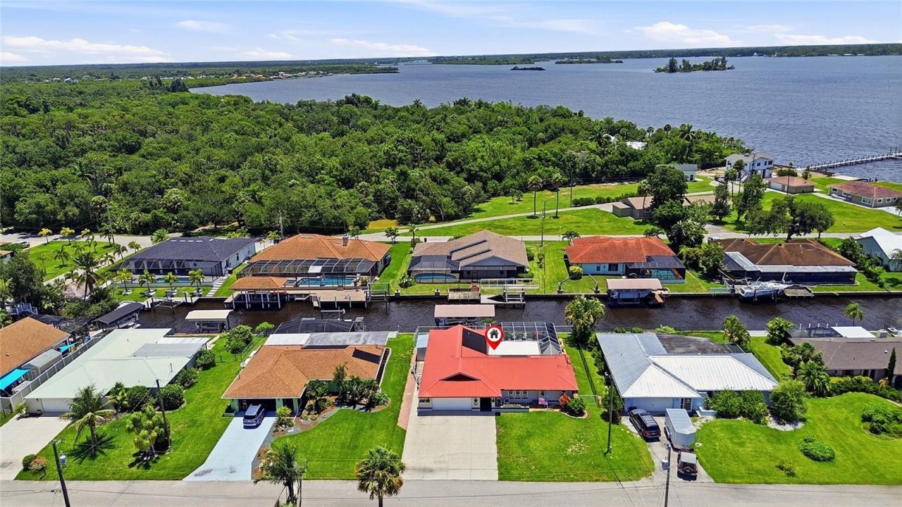7219 Reymoor Drive , North Fort Myers, FL 33917 Photo